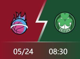一天晚上，我的经纪人西蒙-齐奥默打电话给我。